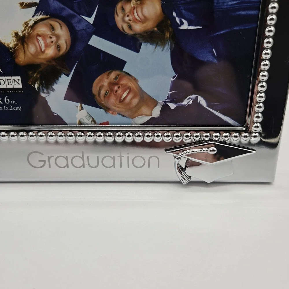 Malden Intl.‎ Graduation Picture Frame 4x6 Silver Metal Beaded Mortarboard